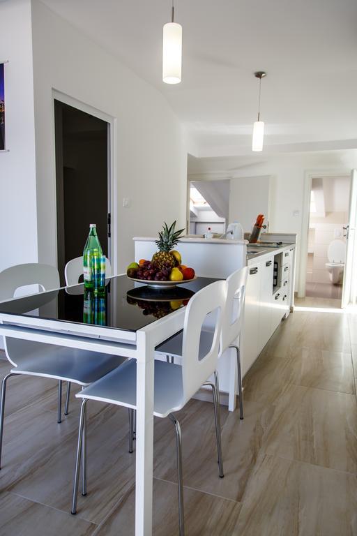 Nemira Sunny Apartments Omiš Zimmer foto