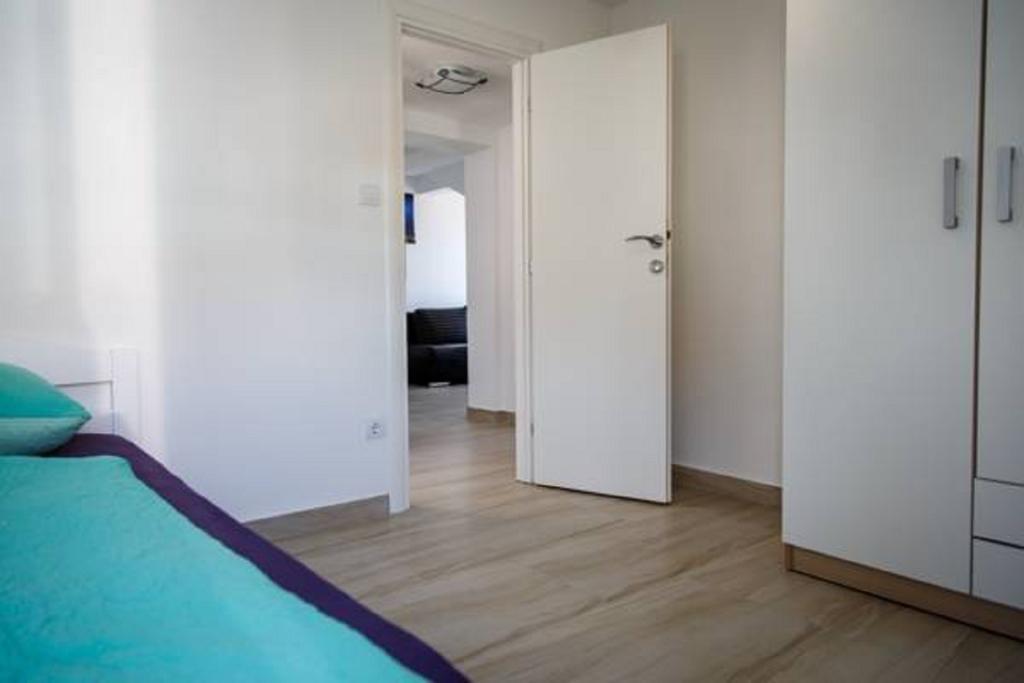 Nemira Sunny Apartments Omiš Zimmer foto